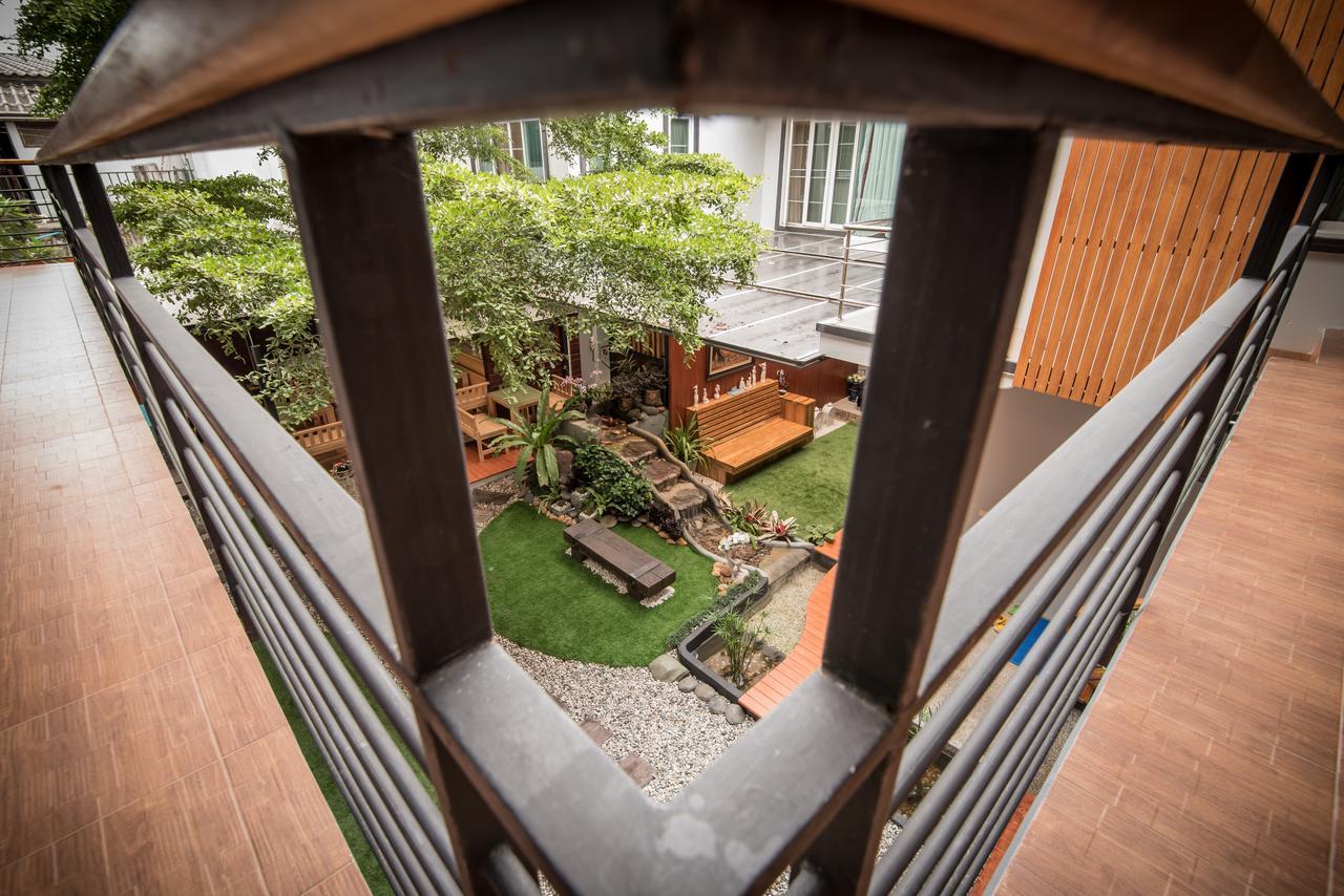 Le Terrarium Bed & Sleep Chiang Rai Hotel Exterior photo